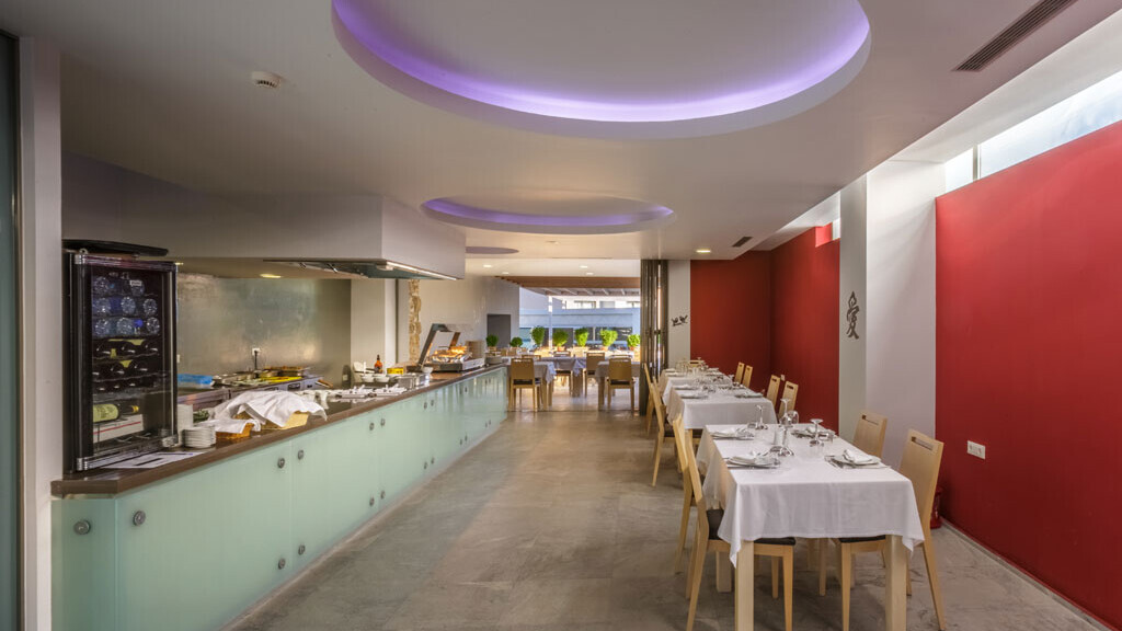 Akti Palace Resort & Spa